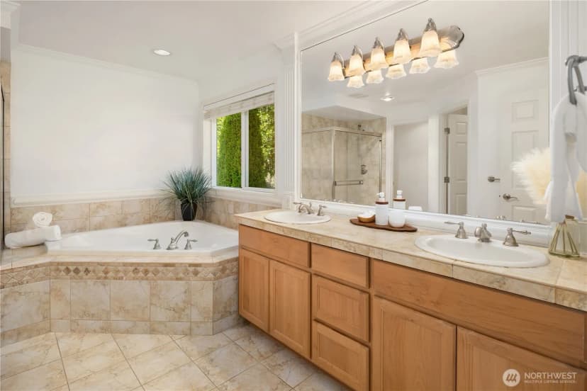 Property photo for 27022 Se 13th Street, Sammamish photo 22