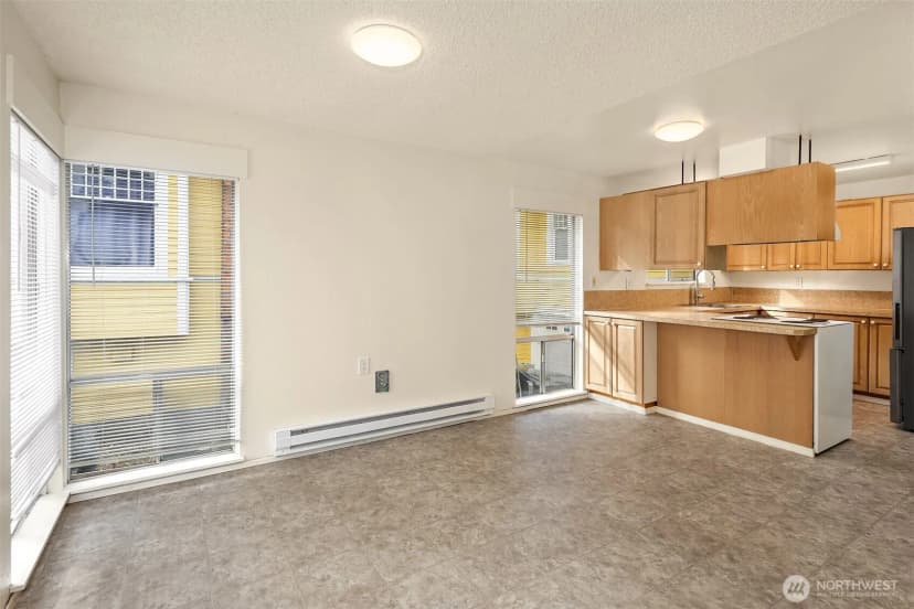 Property photo for 326 Ne 50th Street, Seattle photo 6