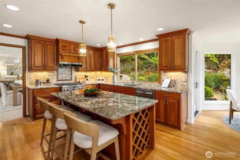 Property photo for 22525 Se 46th Place, Sammamish photo 11