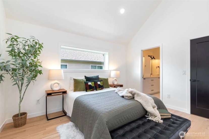 Property photo for 1556 S Pearl Street #b, Seattle photo 12