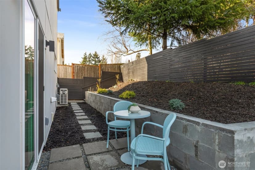 Property photo for 1556 S Pearl Street #b, Seattle photo 27