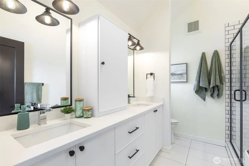 Property photo for 1556 S Pearl Street #b, Seattle photo 14