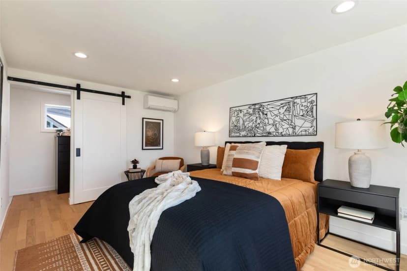 Property photo for 1556 S Pearl Street #c, Seattle photo 15