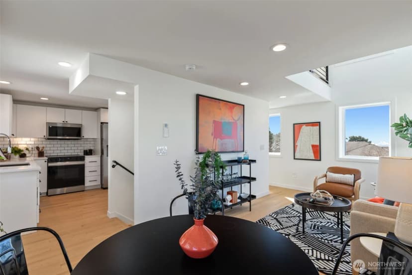 Property photo for 1556 S Pearl Street #c, Seattle photo 6