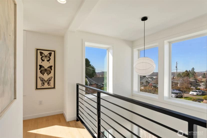 Property photo for 1556 S Pearl Street #c, Seattle photo 13