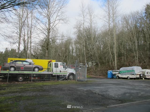 Property photo for 2457 Kamber Road, Bellevue photo 5