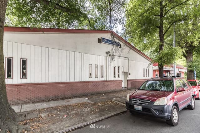 Property photo for 4103 Rainier Avenue S, Seattle photo 5