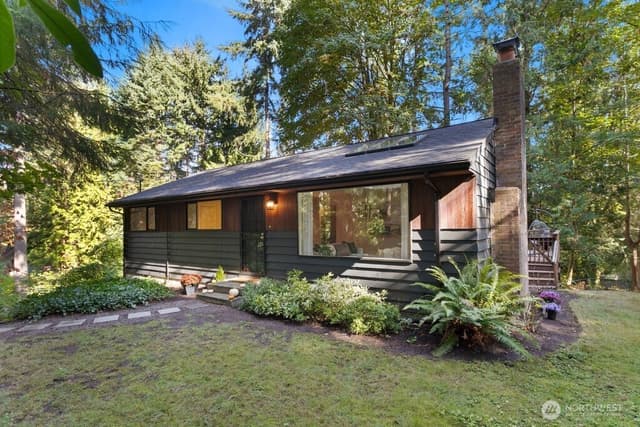 Property photo for 17210 30th Avenue NE, Lake Forest Park