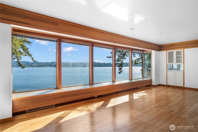 Property photo for 3773 Erlands Point Road NW, Bremerton