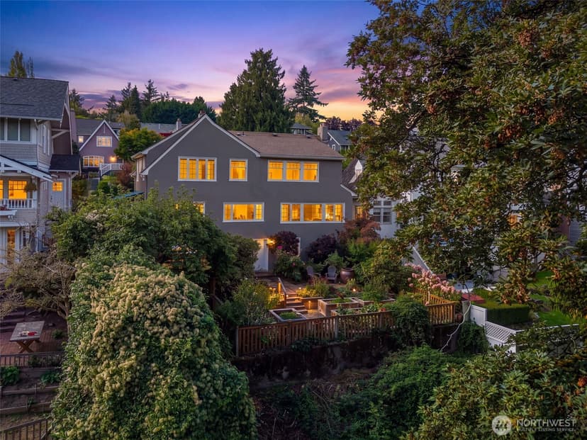Property photo for 2324 34th Avenue S, Seattle