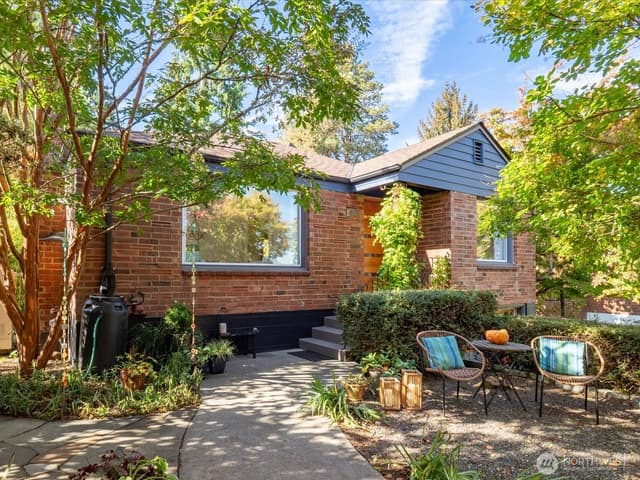 Property photo for 10523 13th Avenue NW, Seattle photo 2