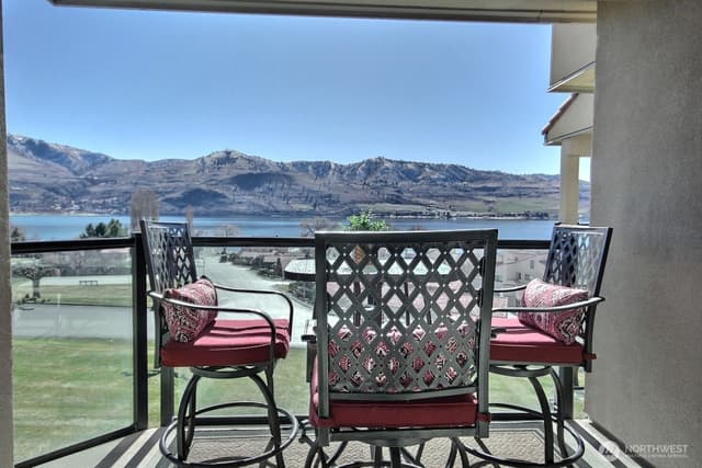 Property photo for 100 Lake Chelan Shores Drive #18-9, Chelan