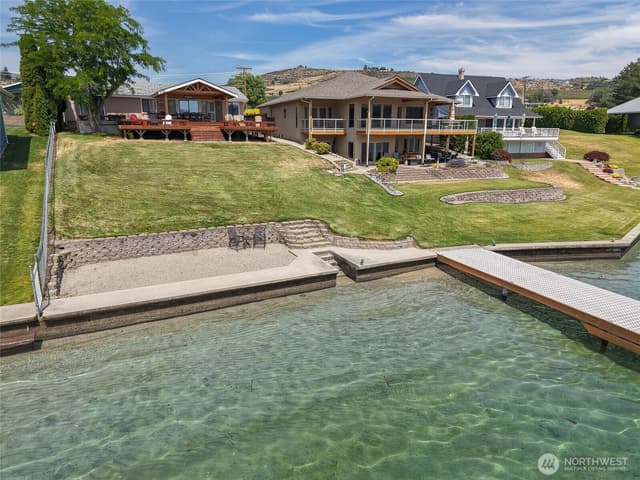 Property photo for 34 Leisure Lane, Manson