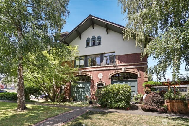 Property photo for 923 N 13th Street #5, Tacoma