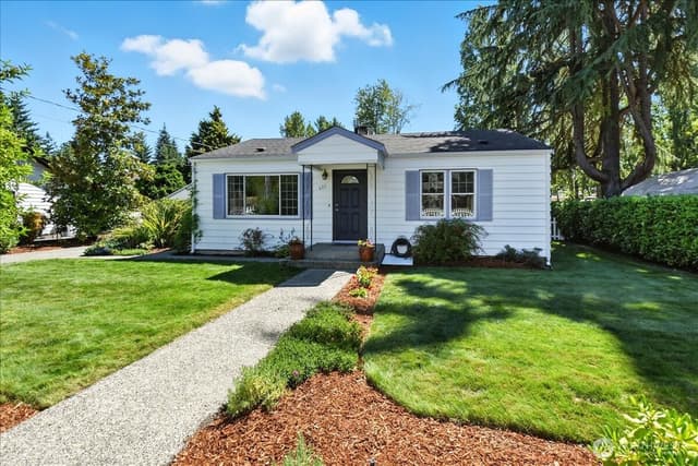 Property photo for 627 SW 141st Street, Burien