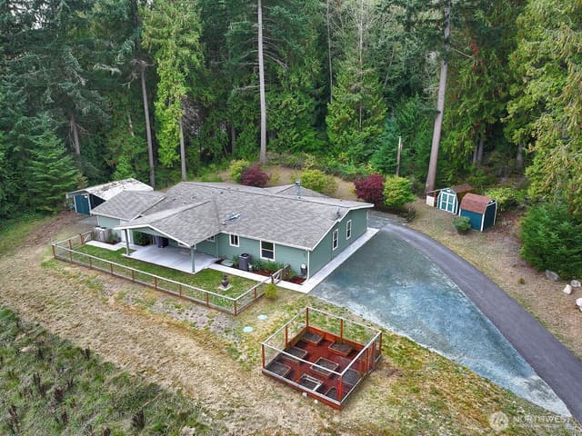 Property photo for 4621 Deer Lake Road, Clinton