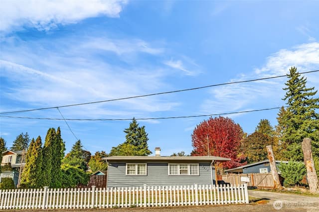Property photo for 2716 NE 5th Place, Renton