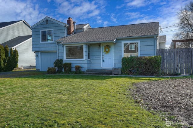 Property photo for 407 18th Street SW, Puyallup