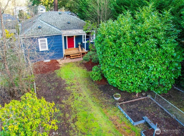 Property photo for 19024 15th Avenue NE, Shoreline