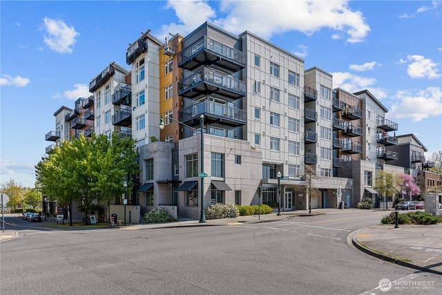 Property photo for 15100 6th Avenue SW #420, Burien
