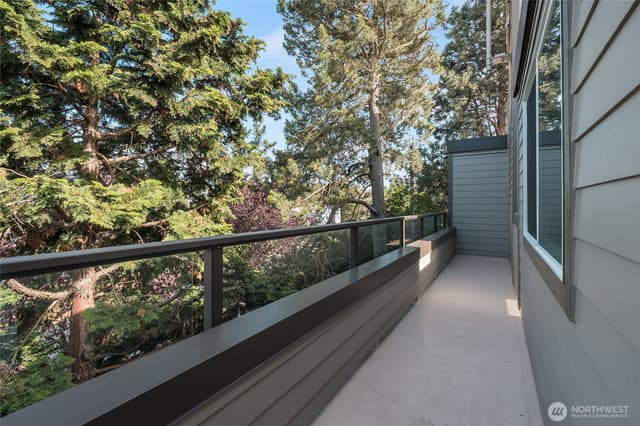Property photo for 6055 35th Avenue SW #308, Seattle