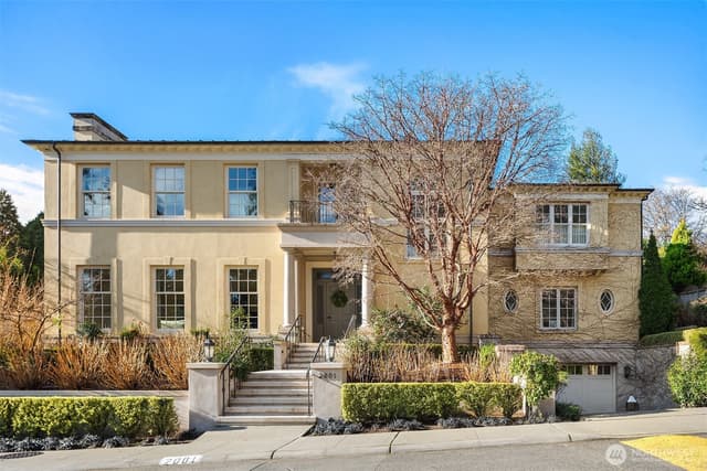 Property photo for 2001 Broadmoor Drive E, Seattle