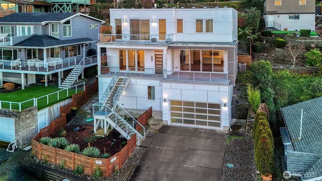 Property photo for 6720 Soundview Drive NE, Tacoma