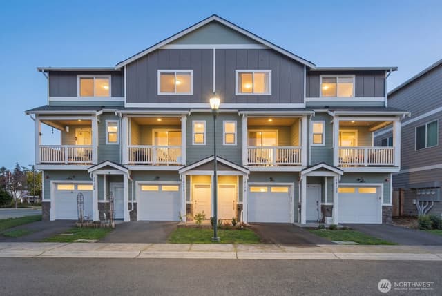 Property photo for 18124 1st Place SW, Normandy Park