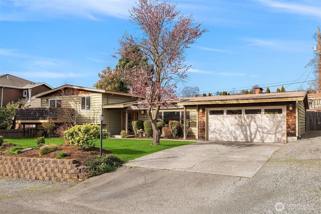 Property photo for 2416 NW 198th Street, Shoreline