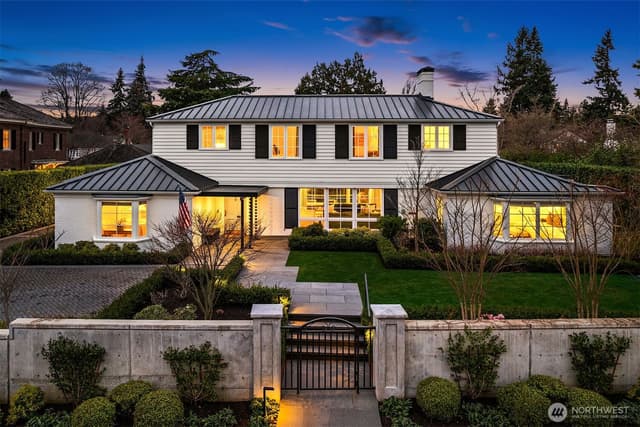 Property photo for 1403 Shenandoah Drive E, Seattle