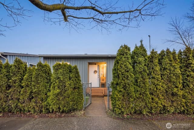 Property photo for 9452 25th Avenue SW, Seattle