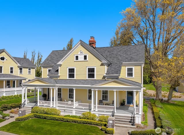 Property photo for 4004 Washington Avenue W, Seattle