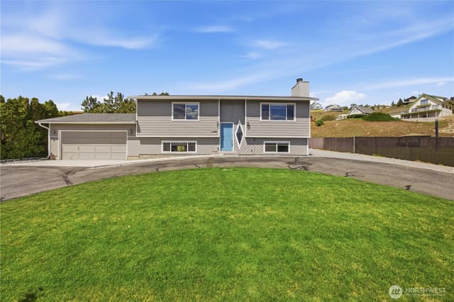 Property photo for 109 Pyramid Place, Chelan
