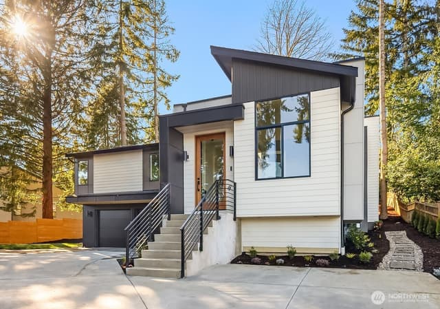 Property photo for 2109 129th Avenue SE, Bellevue