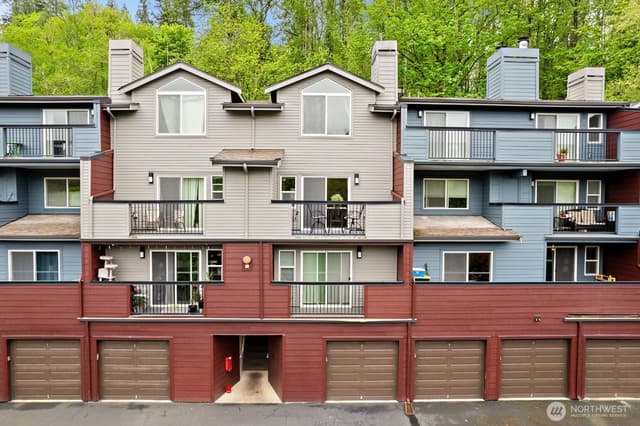 Property photo for 15809 Waynita Way NE #G204, Bothell