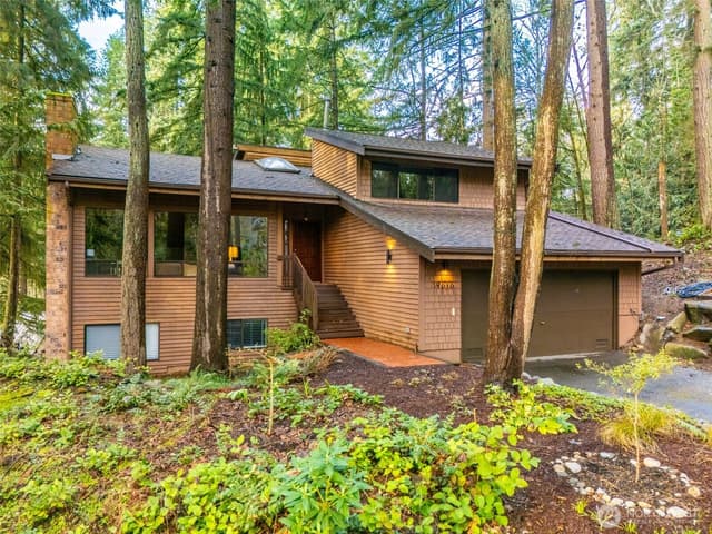Property photo for 19616 44th Place NE, Lake Forest Park