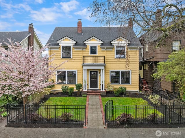 Property photo for 5260 18th Avenue NE, Seattle