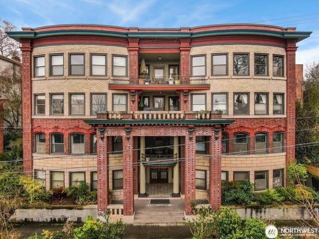 Property photo for 626 13th Avenue E #O, Seattle