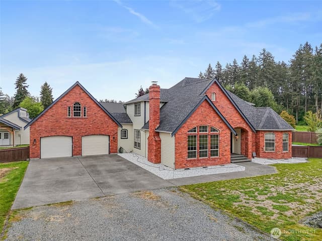 Property photo for 16915 32nd Avenue E, Tacoma