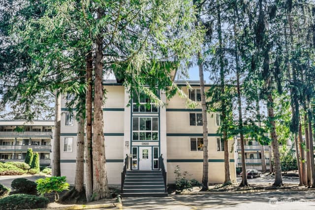 Property photo for 5620 5620 200th Street SW #A101, Lynnwood
