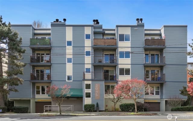 Property photo for 3045 20th Avenue W #102, Seattle