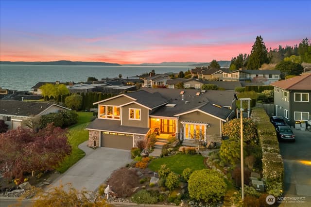 Property photo for 831 Northstream Lane, Edmonds