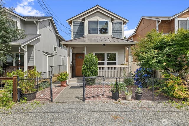 Property photo for 10050 19th Avenue SW, Seattle