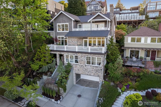 Property photo for 1219 23rd Avenue E, Seattle
