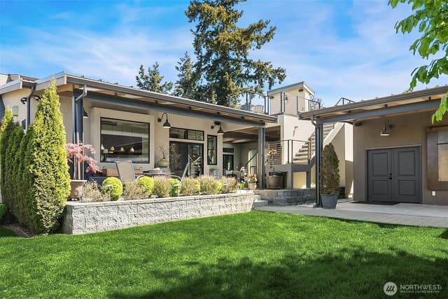 Property photo for 525 16th Avenue W, Kirkland
