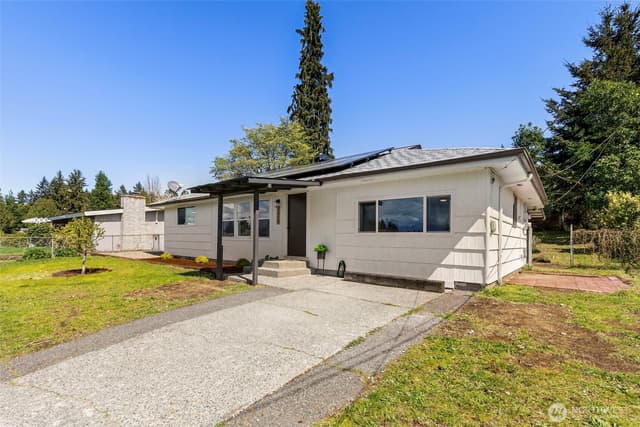 Property photo for 3518 Petersville Road NE, Bremerton