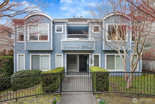 Property photo for 2841 14th Avenue W #202, Seattle