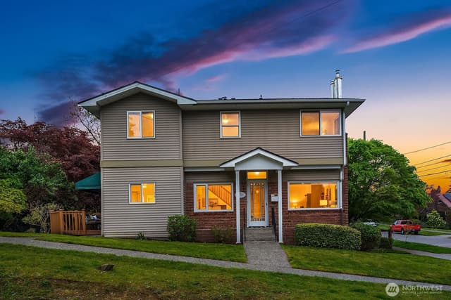 Property photo for 3003 50th Avenue SW, Seattle