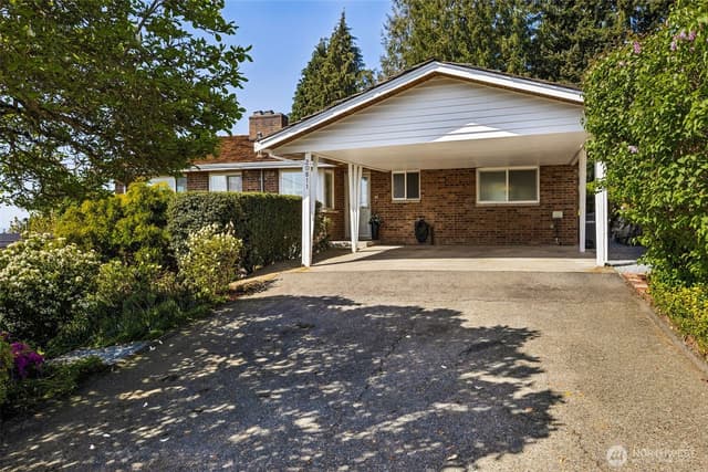 Property photo for 20811 8th Ave S, Des Moines