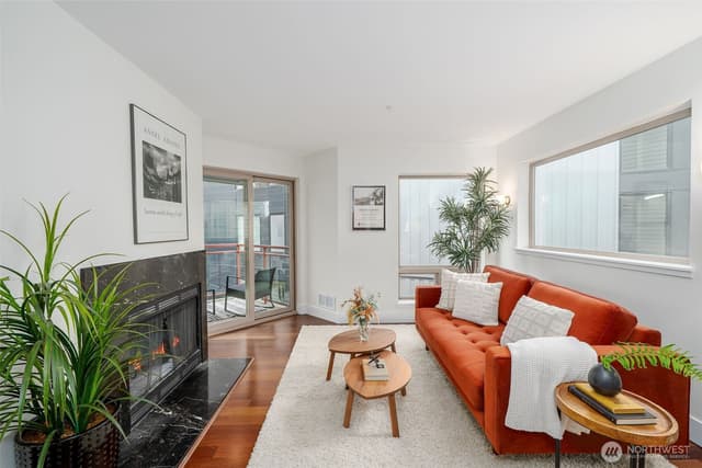 Property photo for 711 E Denny Way #306, Seattle